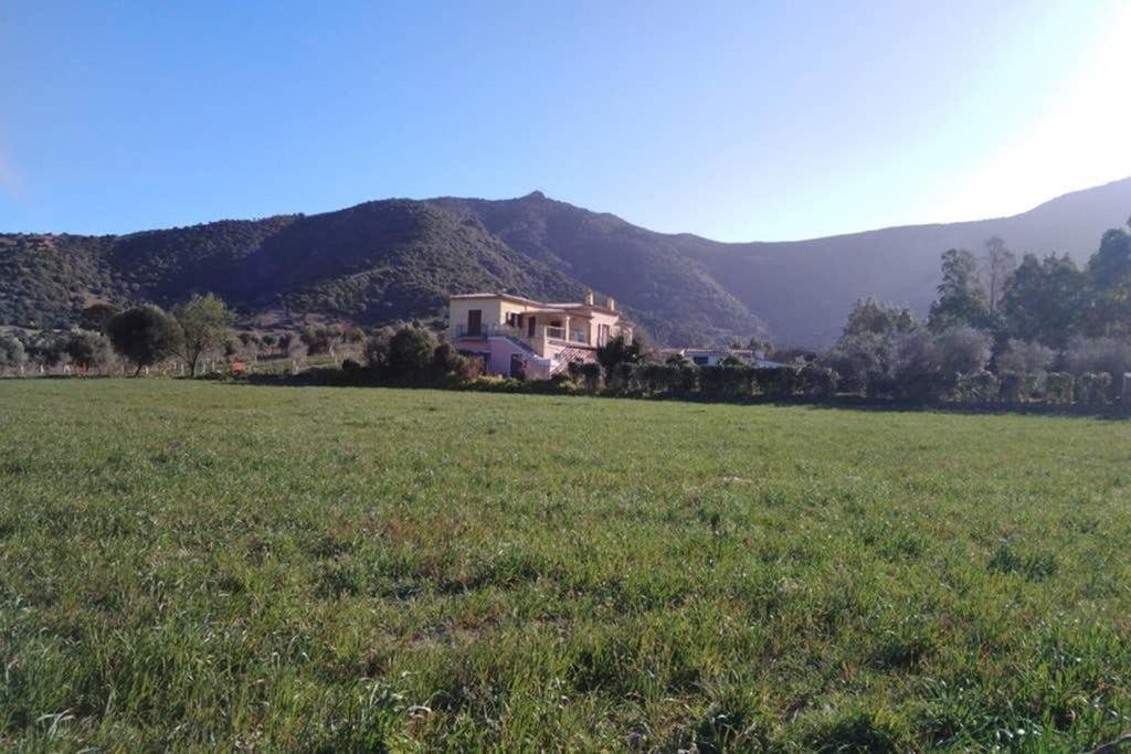 Agriturismo Donnolu Tertenia Exterior photo